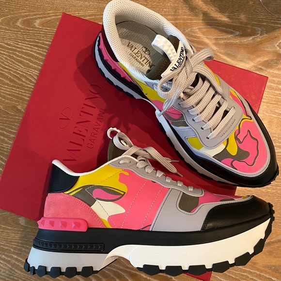 VALENTINO GARAVANI Rockrunner Up leather sneakers - Picture 2 of 15